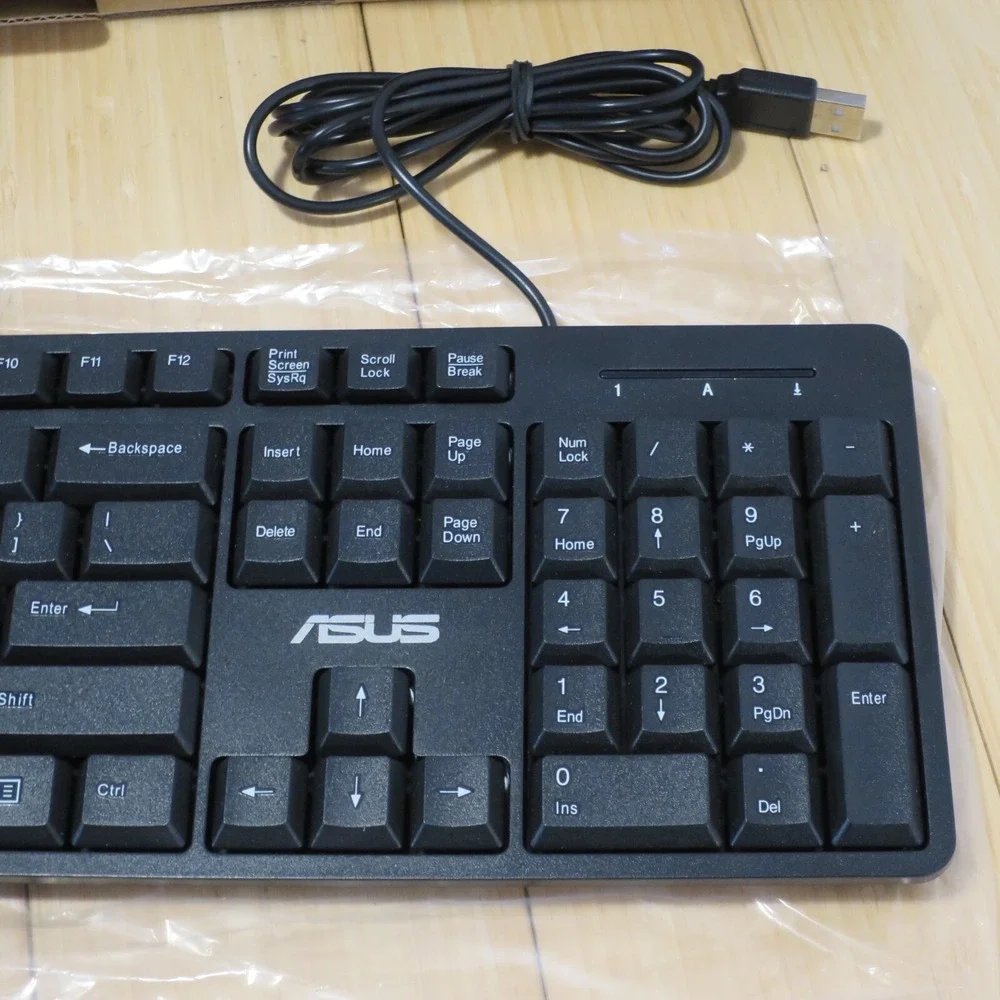 New Genuine Asus K49 Wired keyboard OK001-0051 Black, Never Used, in Factory Box